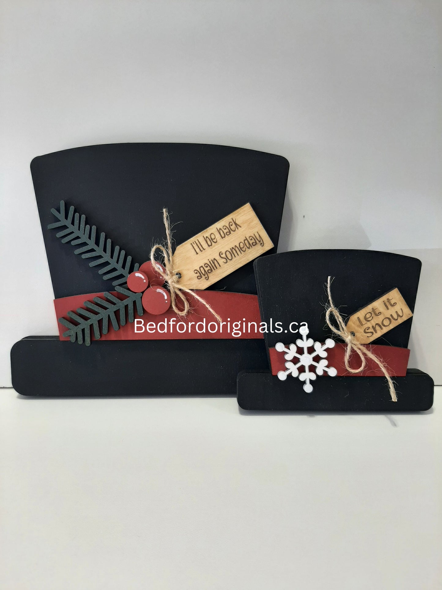 Frosty Hat Shelf Sitter