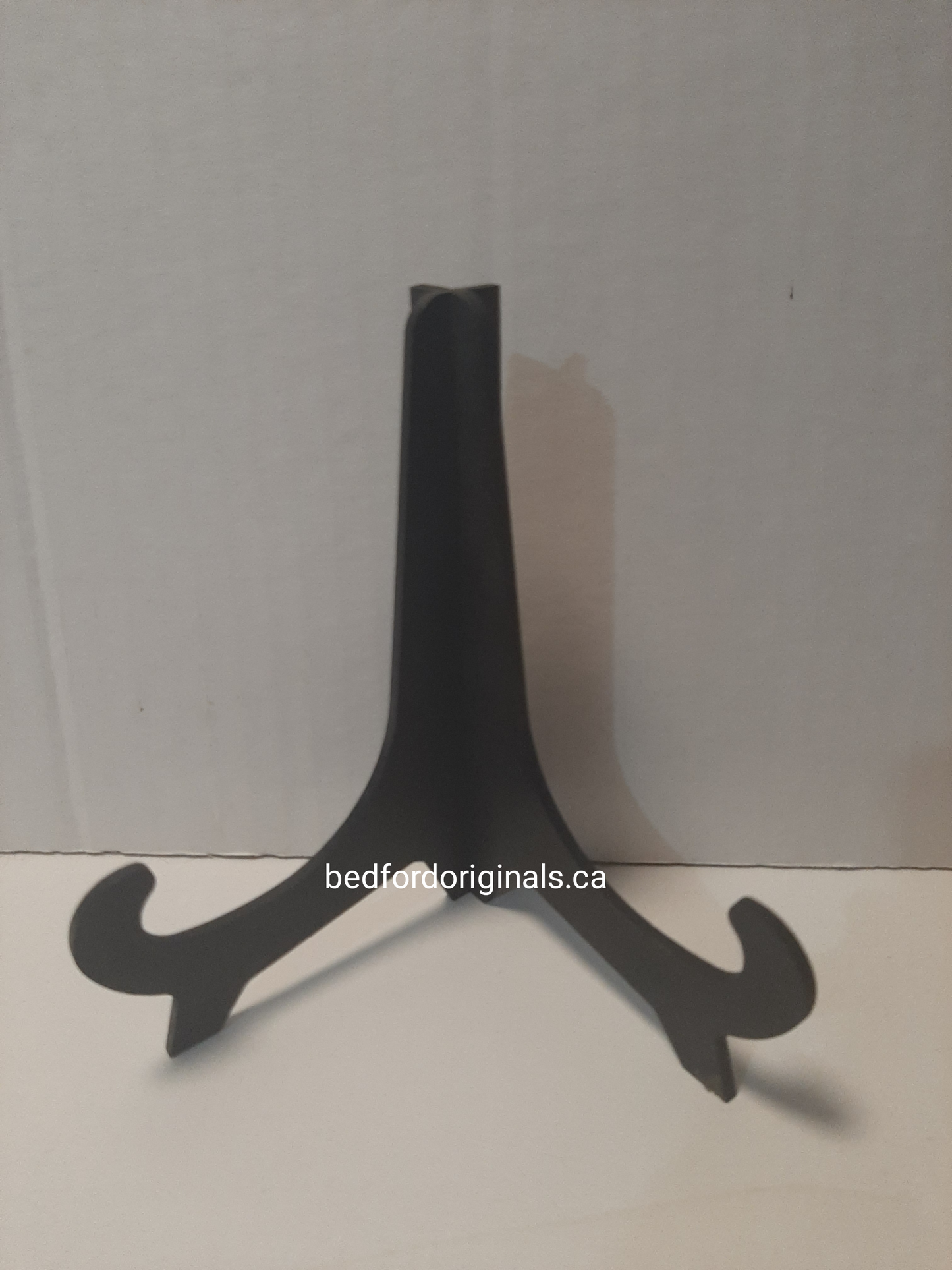 Black Easel Stand