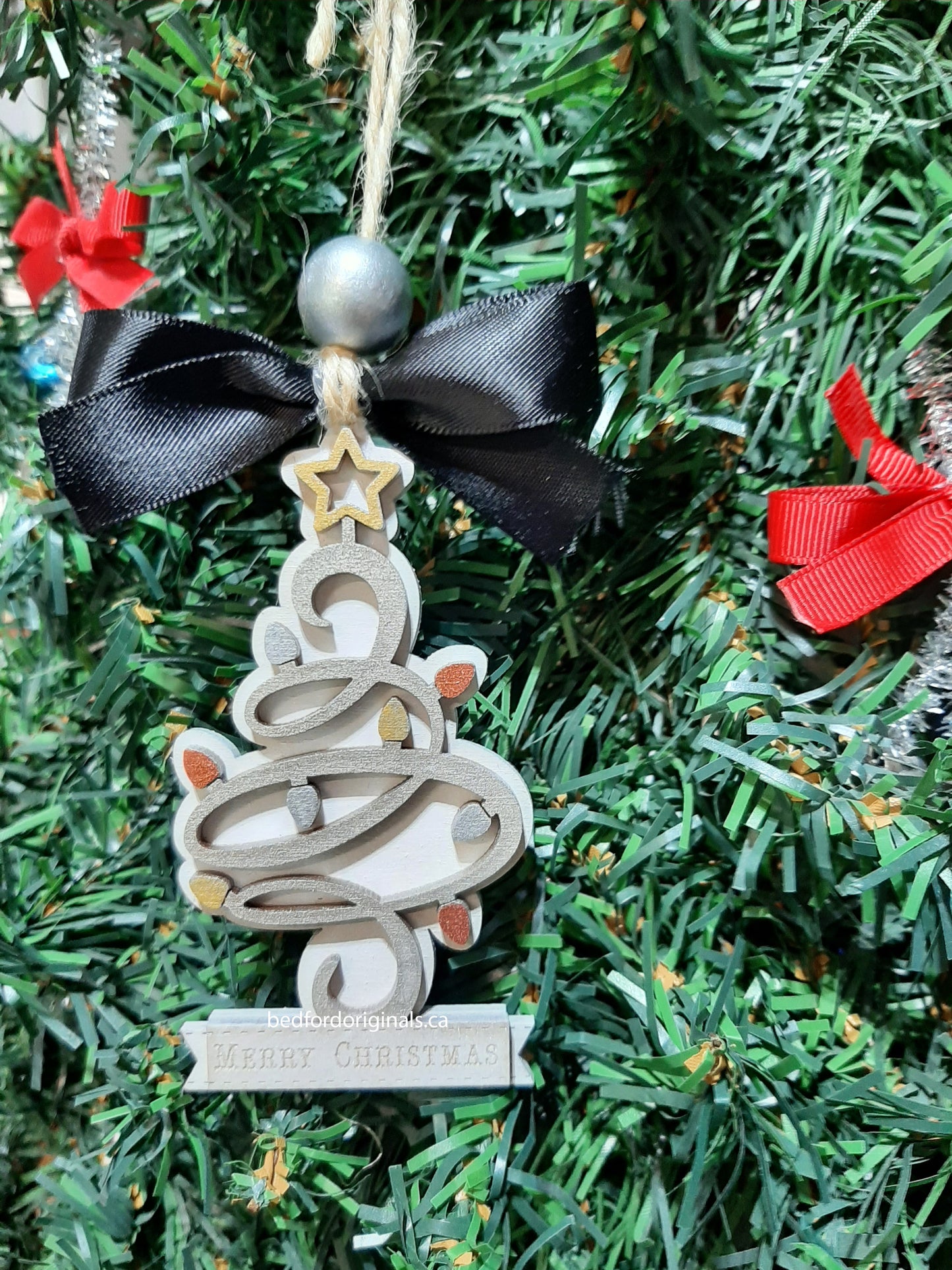 Loopy Tree Ornament